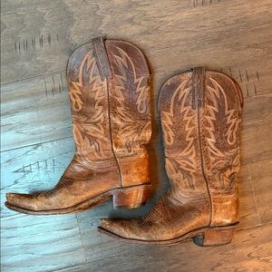Lucchese 1883 women’s cowboy boots